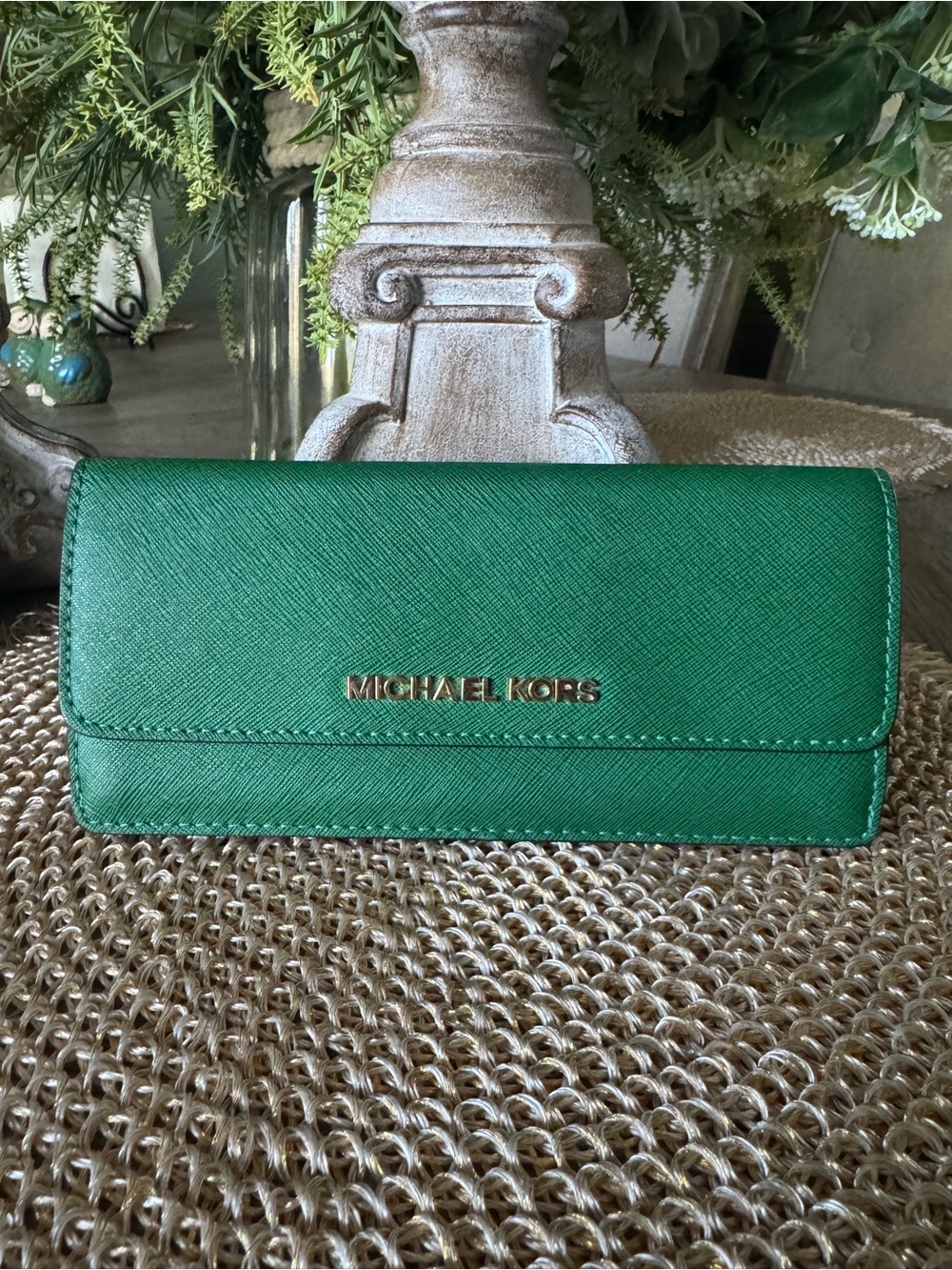 NWOT Michael Kors Emerald Saffiano Leather Continental Wallet with Gold Logo